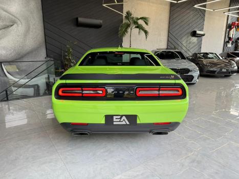 DODGE Challenger 6.4 V8 HEMI R-T SCAT PACK TORQUEFLITE AUTOM�TICO, Foto 17