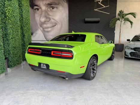 DODGE Challenger 6.4 V8 HEMI R-T SCAT PACK TORQUEFLITE AUTOM�TICO, Foto 18