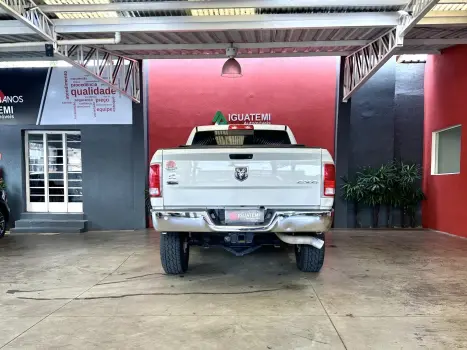 DODGE Ram 6.7 I6 24V 4P 2500 LARAMIE 4X4 TURBODIESEL  AUTOMTICO CABINE DUPLA, Foto 21