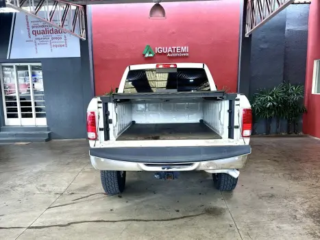DODGE Ram 6.7 I6 24V 4P 2500 LARAMIE 4X4 TURBODIESEL  AUTOMTICO CABINE DUPLA, Foto 23