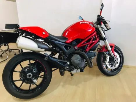 DUCATI Monster 796 ABS, Foto 3 DUCATI Monster 796 ABS, Foto 3