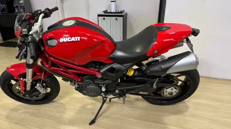 DUCATI Monster 796 ABS, Foto 22