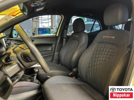 FIAT Argo 1.3 4P FIREFLY FLEX TREKKING, Foto 2 FIAT Argo 1.3 4P FIREFLY FLEX TREKKING, Foto 2