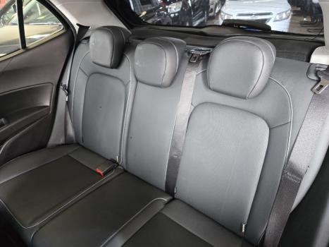 FIAT Argo 1.8 4P FLEX E.TORQ PRECISION, Foto 16 FIAT Argo 1.8 4P FLEX E.TORQ PRECISION, Foto 16