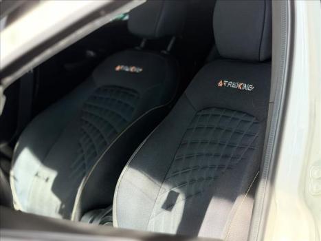 FIAT Argo 1.8 4P FLEX E.TORQ TREKKING AUTOM�TICO, Foto 6
