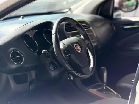 FIAT Bravo 1.8 16V 4P FLEX ESSENCE DUALOGIC AUTOMATIZADO, Foto 4