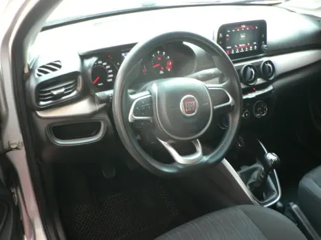 FIAT Cronos 1.3 4P FLEX DRIVE, Foto 7 FIAT Cronos 1.3 4P FLEX DRIVE, Foto 7