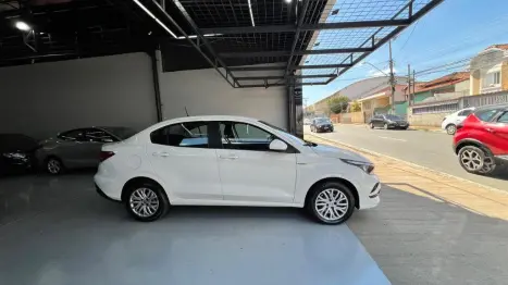 FIAT Cronos 1.3 4P FLEX DRIVE, Foto 9