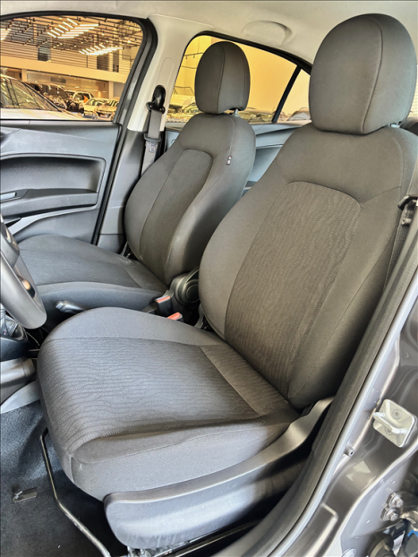 FIAT Cronos 1.3 4P FLEX DRIVE, Foto 8