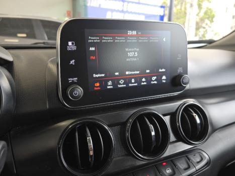 FIAT Cronos 1.3 4P FLEX DRIVE AUTOM�TICO CVT, Foto 8