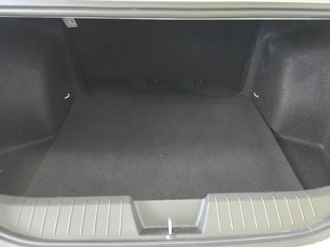 FIAT Cronos 1.3 4P FLEX DRIVE AUTOM�TICO CVT, Foto 16