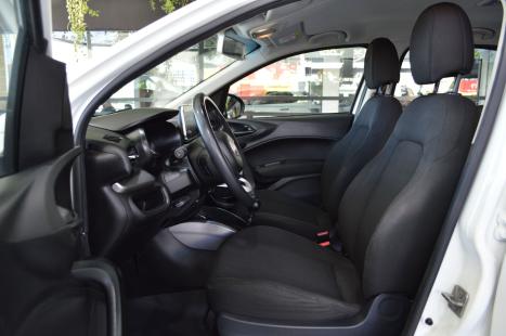 FIAT Cronos 1.3 4P FLEX DRIVE, Foto 3