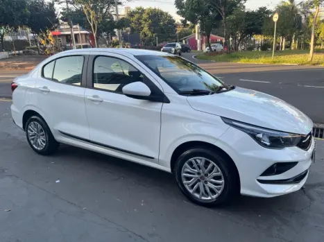 FIAT Cronos 1.3 4P FLEX, Foto 3