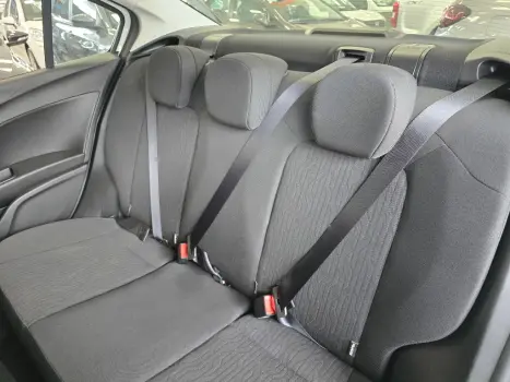 FIAT Cronos 1.3 4P FLEX DRIVE AUTOM�TICO CVT, Foto 15