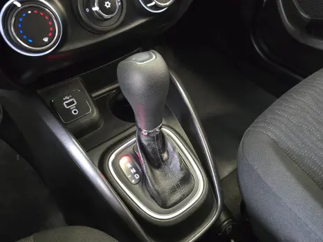 FIAT Cronos 1.3 4P FLEX DRIVE AUTOM�TICO CVT, Foto 9