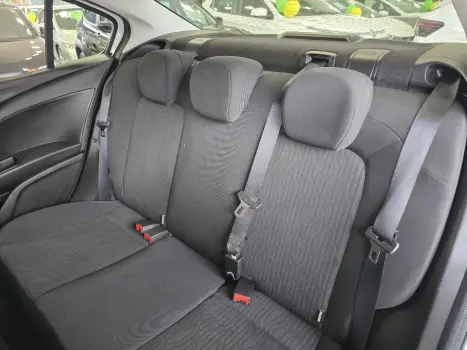 FIAT Cronos 1.3 4P FLEX DRIVE AUTOM�TICO CVT, Foto 15
