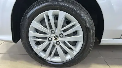 FIAT Cronos 1.3 4P FLEX DRIVE AUTOM�TICO CVT, Foto 11