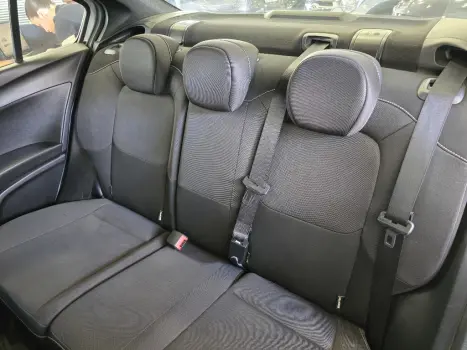 FIAT Cronos 1.8 4P FLEX DRIVE AUTOM�TICO, Foto 16