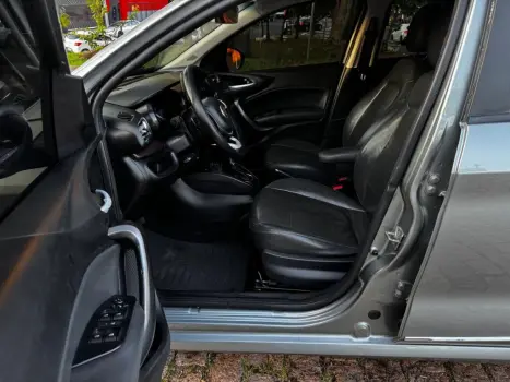 FIAT Cronos 1.8 4P FLEX PRECISION AUTOM�TICO, Foto 9