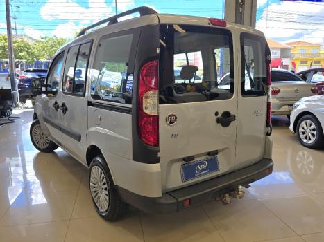 FIAT Doblo 1.8 16V 4P FLEX ESSENCE 7 LUGARES, Foto 4