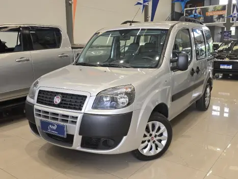 FIAT Doblo 1.8 16V 4P FLEX ESSENCE 7 LUGARES, Foto 3
