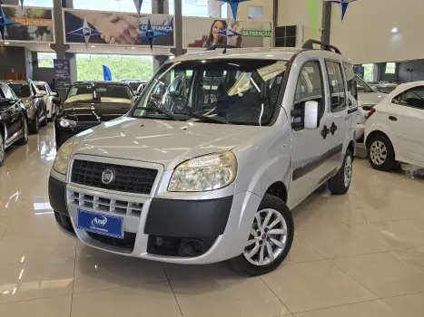 FIAT Doblo 1.8 16V 4P FLEX ESSENCE 7 LUGARES, Foto 3