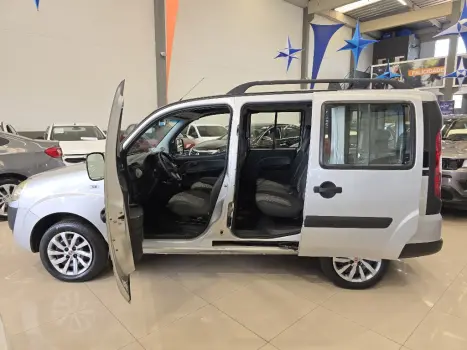 FIAT Doblo 1.8 16V 4P FLEX ESSENCE 7 LUGARES, Foto 14
