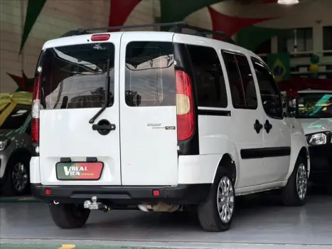 FIAT Doblo 1.8 16V 4P FLEX ESSENCE 7 LUGARES, Foto 8