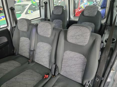 FIAT Doblo 1.8 16V 4P FLEX ESSENCE 7 LUGARES, Foto 15