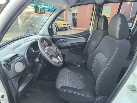 FIAT Doblo 1.8 16V 4P FLEX ESSENCE 7 LUGARES, Foto 2