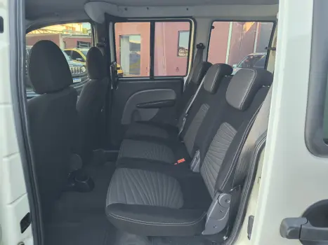FIAT Doblo 1.8 16V 4P FLEX ESSENCE 7 LUGARES, Foto 7