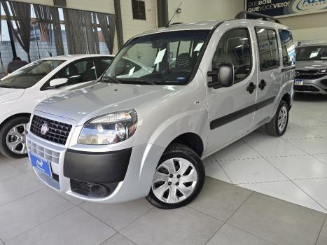 FIAT Doblo 1.8 16V 4P FLEX ESSENCE 7 LUGARES, Foto 3