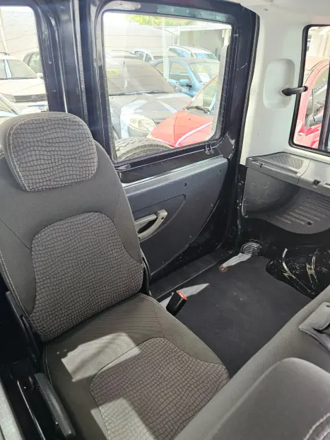 FIAT Doblo 1.8 16V 4P FLEX ADVENTURE 6 LUGARES, Foto 16