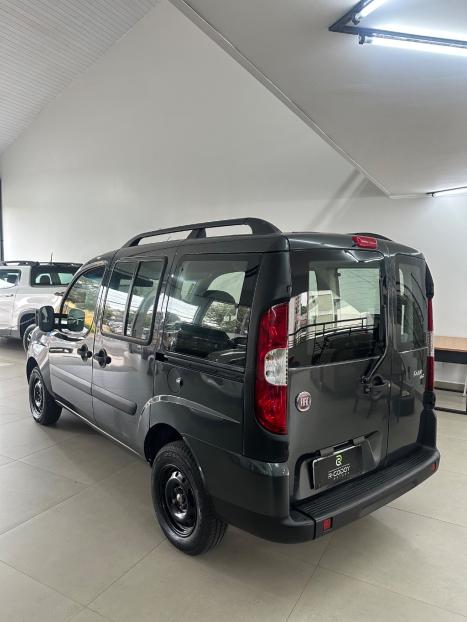 FIAT Doblo 1.8 4P HLX FLEX 7 LUGARES, Foto 4