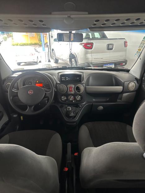 FIAT Doblo 1.8 4P HLX FLEX 7 LUGARES, Foto 7