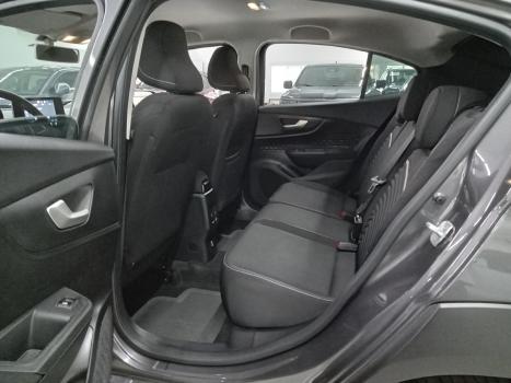 FIAT Fastback 1.0 12V 4P FLEX 200 TURBO AUTOM�TICO CVT, Foto 9