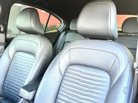 FIAT Fastback 1.3 16V 4P FLEX LIMITED EDITION TURBO 270 AUTOM�TICO, Foto 8