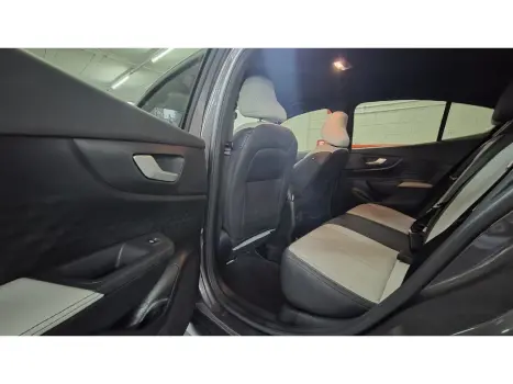 FIAT Fastback 1.3 16V 4P FLEX LIMITED EDITION TURBO 270 AUTOM�TICO, Foto 9