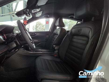 FIAT Fastback 1.3 16V 4P FLEX ABARTH TURBO 270 AUTOM�TICO, Foto 11