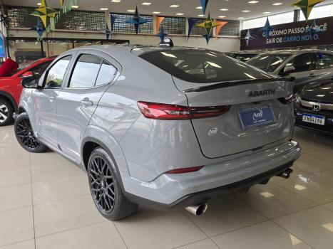 FIAT Fastback 1.3 16V 4P FLEX ABARTH TURBO 270 AUTOM�TICO, Foto 4