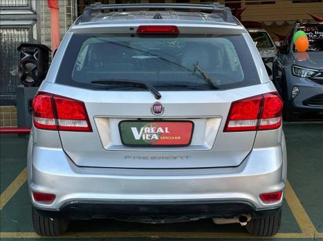 FIAT Freemont 2.4 16V 4P PRECISION AUTOMTICO 7 LUGARES, Foto 10