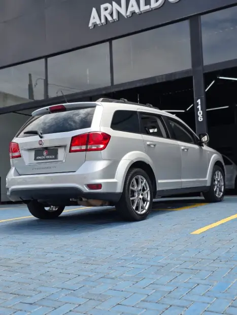 FIAT Freemont 2.4 16V 4P PRECISION AUTOM�TICO 7 LUGARES, Foto 4