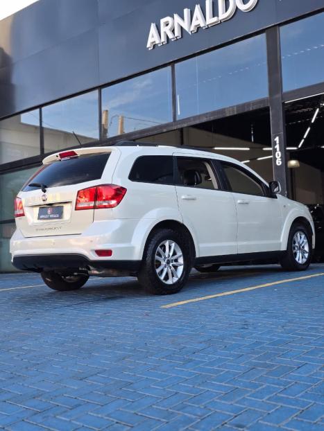 FIAT Freemont 2.4 16V 4P PRECISION AUTOM�TICO 7 LUGARES, Foto 4