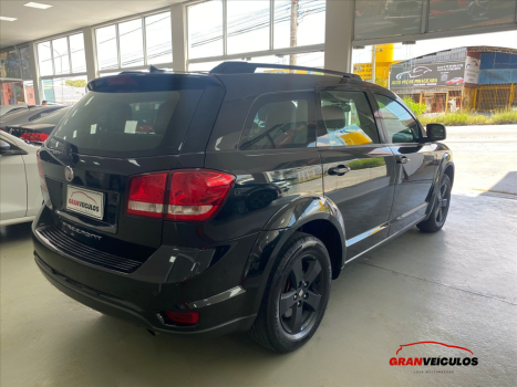 FIAT Freemont 2.4 16V 4P PRECISION AUTOM�TICO 7 LUGARES, Foto 4