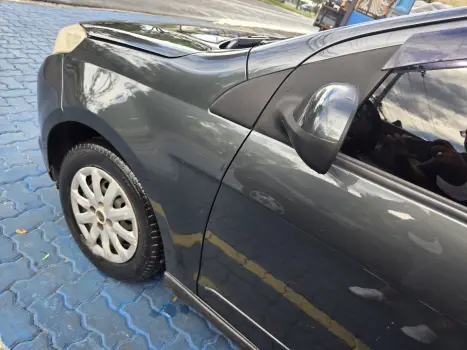 FIAT Grand Siena 1.4 4P EVO ATTRACTIVE FLEX, Foto 6 FIAT Grand Siena 1.4 4P EVO ATTRACTIVE FLEX, Foto 6