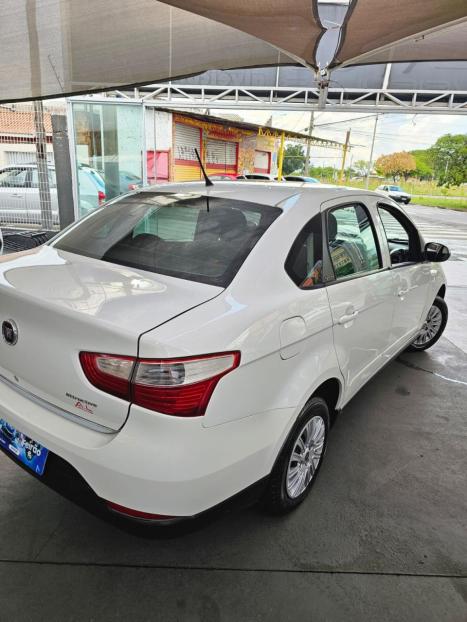 FIAT Grand Siena 1.4 4P EVO ATTRACTIVE FLEX, Foto 4 FIAT Grand Siena 1.4 4P EVO ATTRACTIVE FLEX, Foto 4