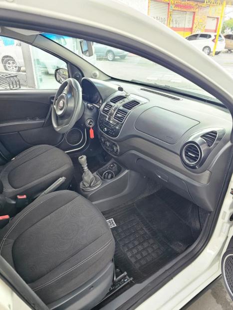 FIAT Grand Siena 1.4 4P EVO ATTRACTIVE FLEX, Foto 9 FIAT Grand Siena 1.4 4P EVO ATTRACTIVE FLEX, Foto 9