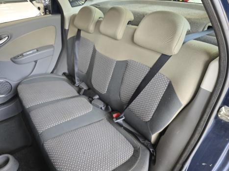 FIAT Grand Siena 1.6 16V 4P FLEX ESSENCE DUALOGIC AUTOMATIZADO, Foto 16