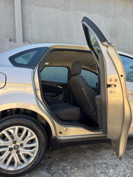FIAT Grand Siena 1.6 16V 4P ESSENCE FLEX, Foto 8