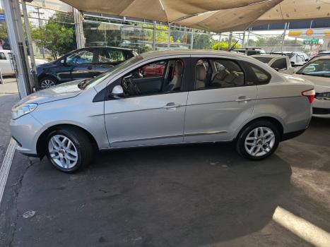 FIAT Grand Siena 1.6 16V 4P FLEX ESSENCE DUALOGIC AUTOMATIZADO, Foto 6